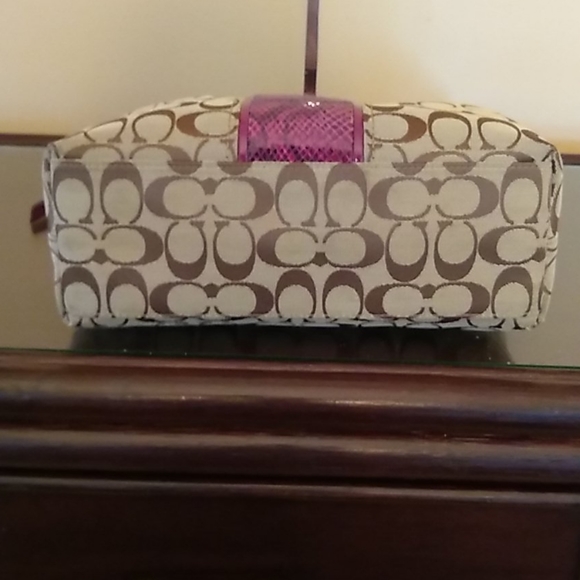 Coach Signature Python - Picture 8 of 8